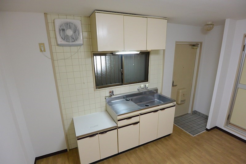 郡津金森マンション キッチン