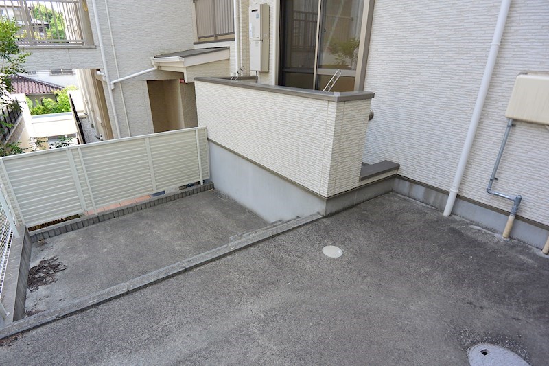 大阪府枚方市香里園山之手町 ベランダ