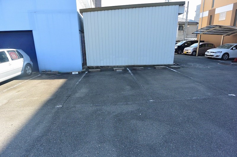 アルファクラージュⅠ 駐車場