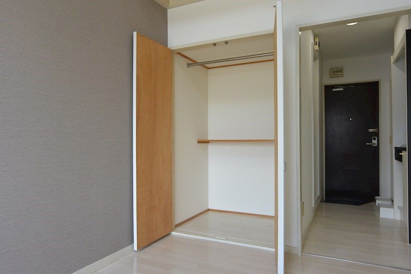 エルメゾン藤阪 収納