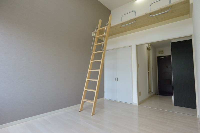 エルメゾン藤阪 ベッドルーム