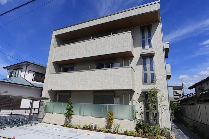 シャーメゾン　IMPUL 外観