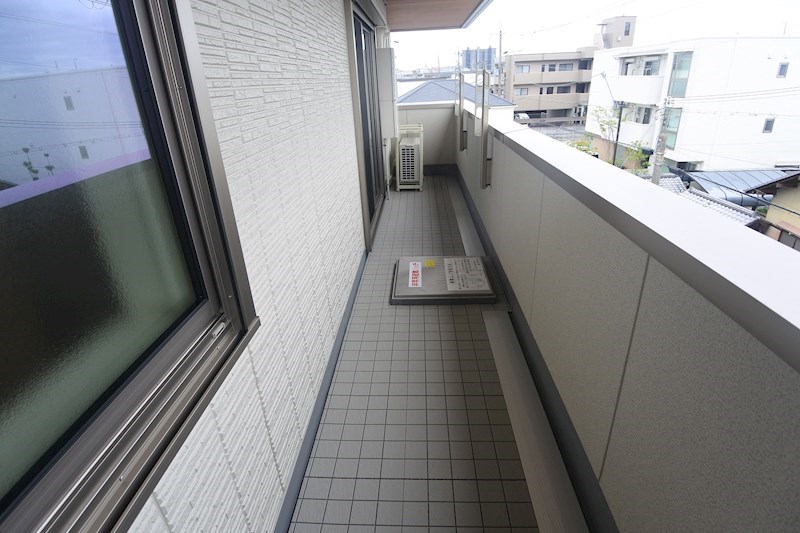 シャーメゾン　IMPUL ベランダ