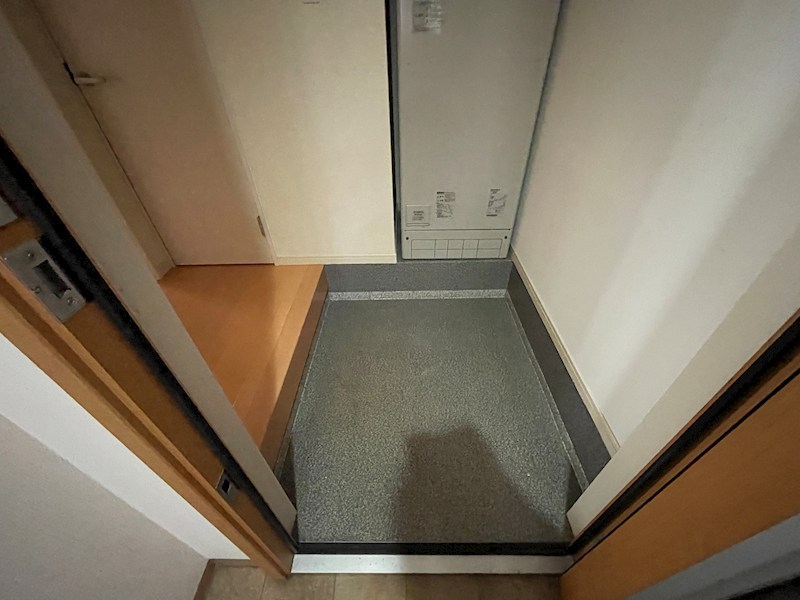 アクアムーン 玄関