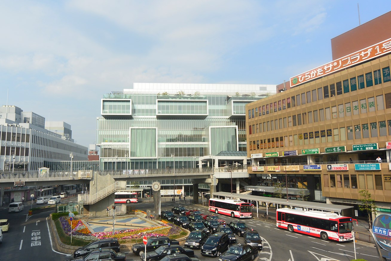 アクアムーン ショッピング施設