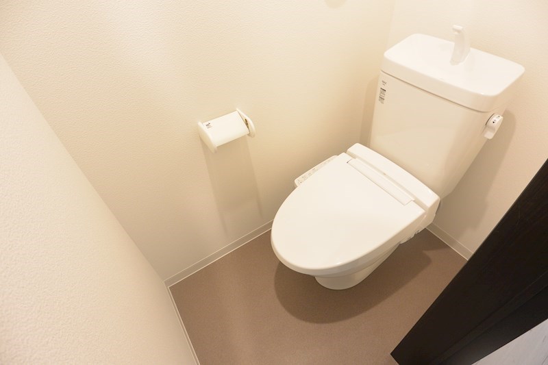 フェアリーコテージ枚方なぎさ トイレ