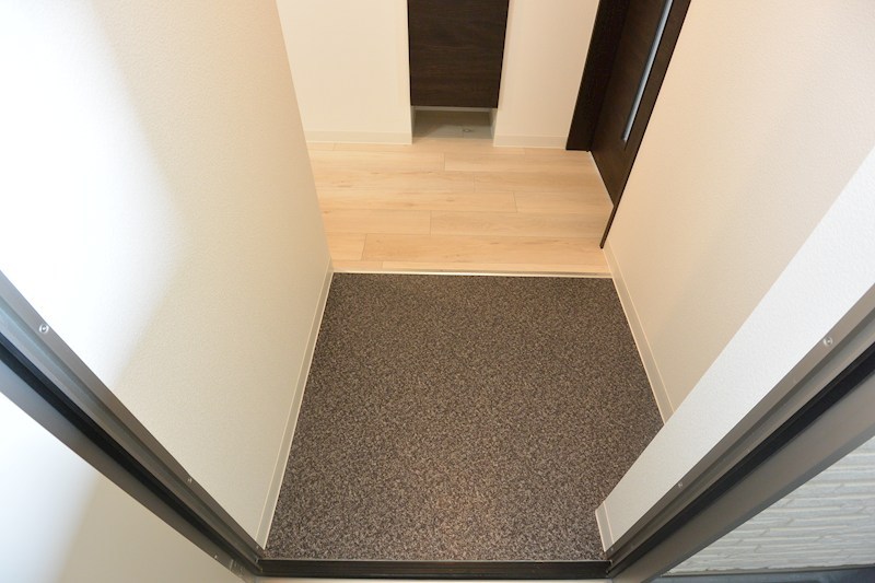 フェアリーコテージ枚方なぎさ 玄関