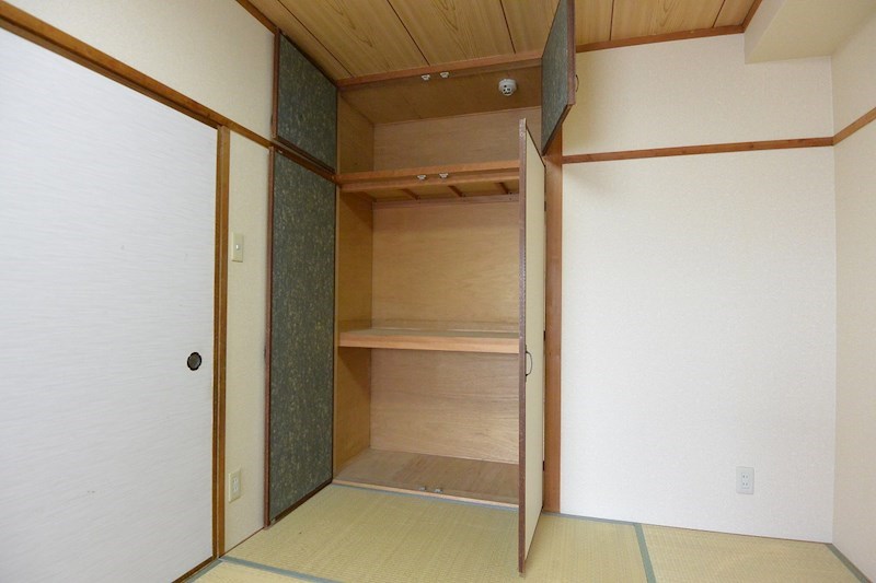 富士第二ビル 収納