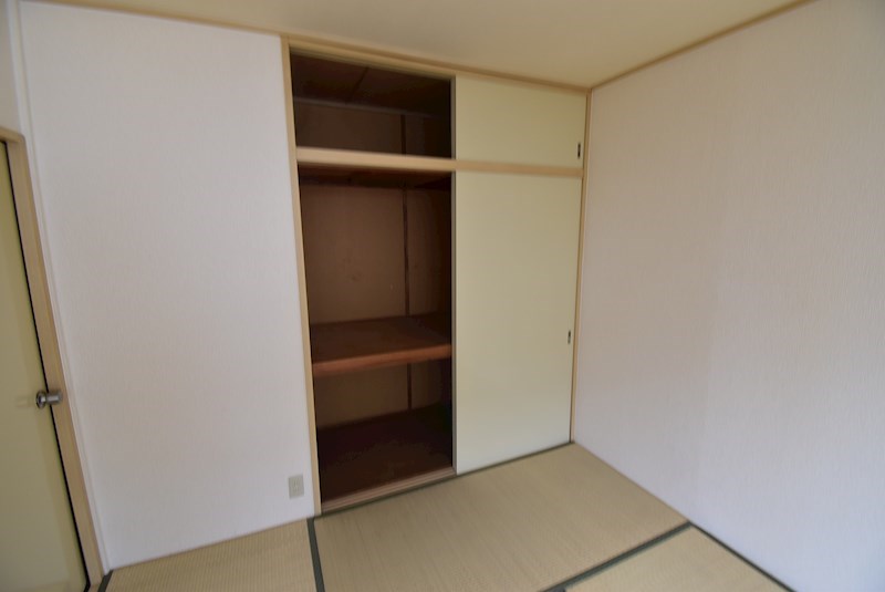 石橋ハイツA 収納