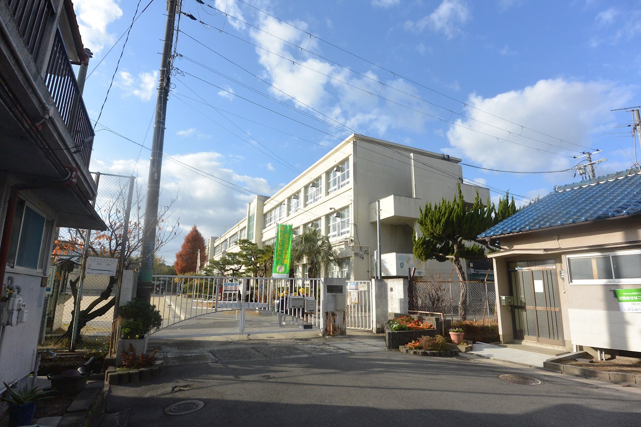 石橋ハイツA 小学校