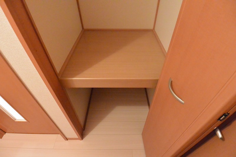 ドミール岡山手  収納