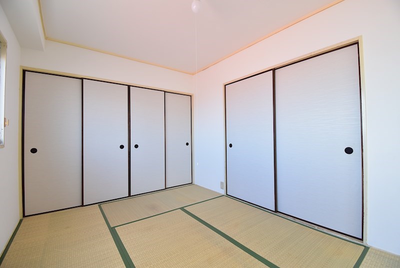 田井町マンション ベッドルーム