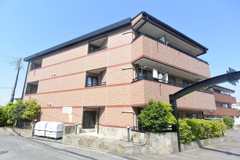 レオン友田 外観