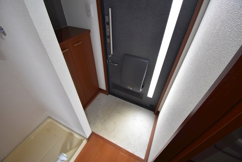 シャーメゾン松屋町 玄関