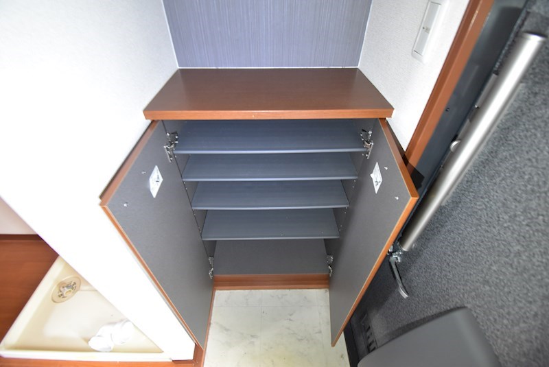 シャーメゾン松屋町 玄関