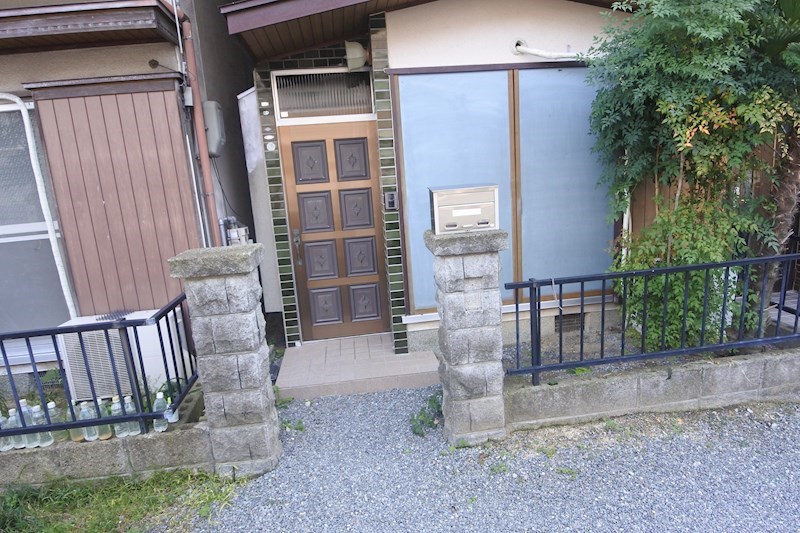 東船橋貸家 エントランス