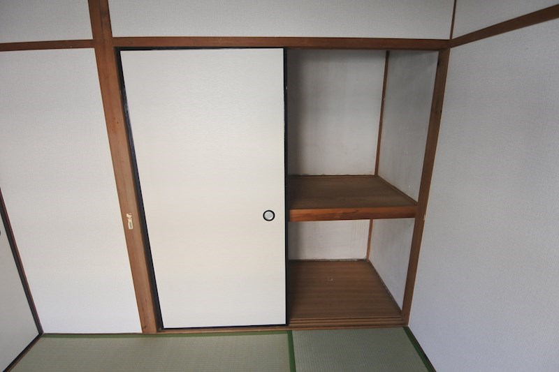 東船橋貸家 収納