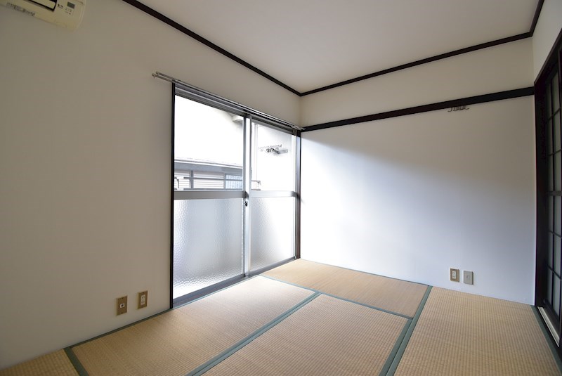 エスト香里 ベッドルーム