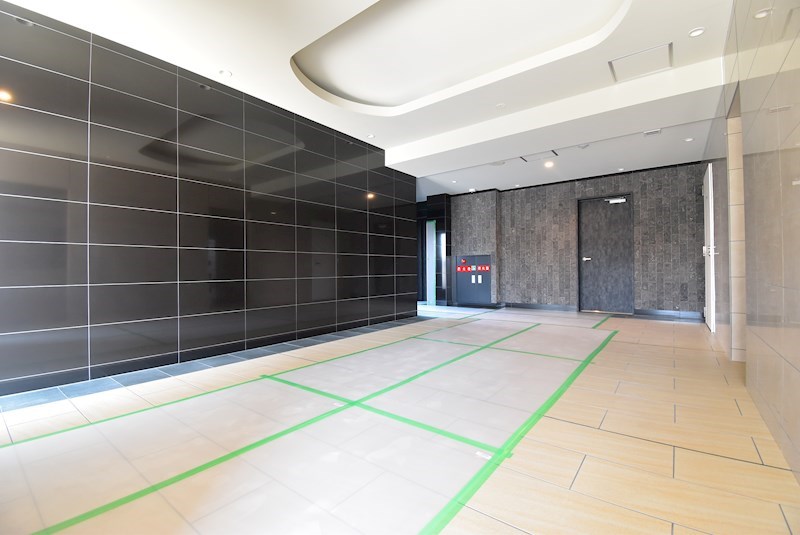 大阪府寝屋川市桜木町 エントランス