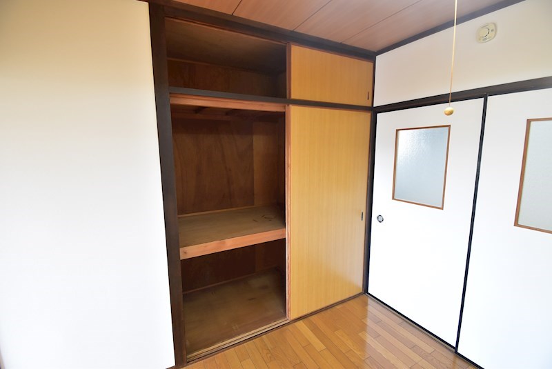 エレガンスシティー 収納