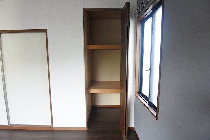 サンドーモ　E棟 収納