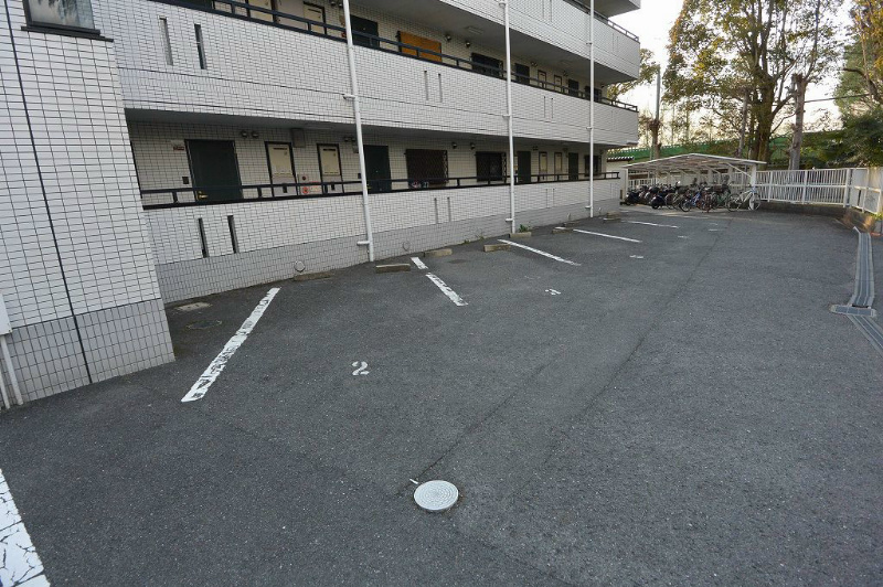 第二ミハマハイツ 駐車場