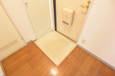 第二ミハマハイツ 玄関