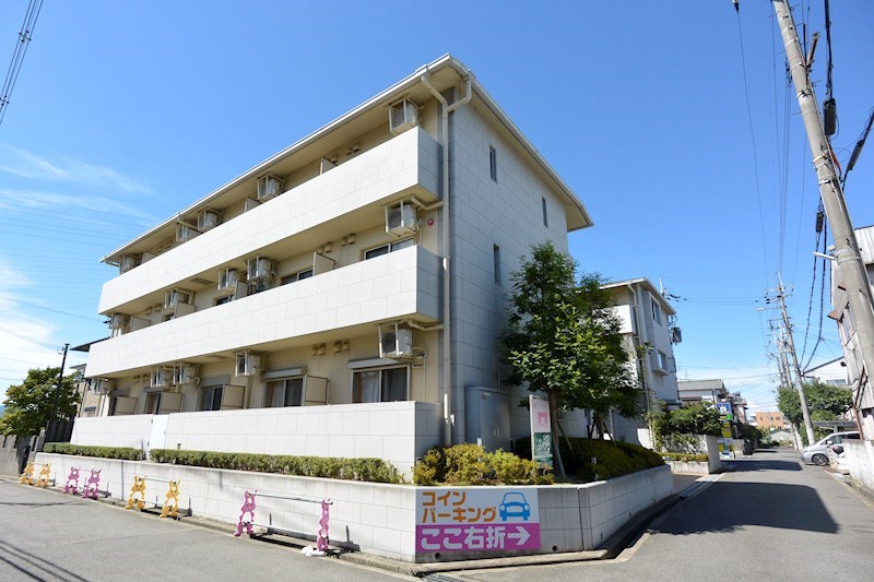 ヴァレーゼ 外観