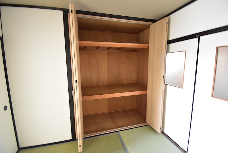 エレガンスシティー 収納