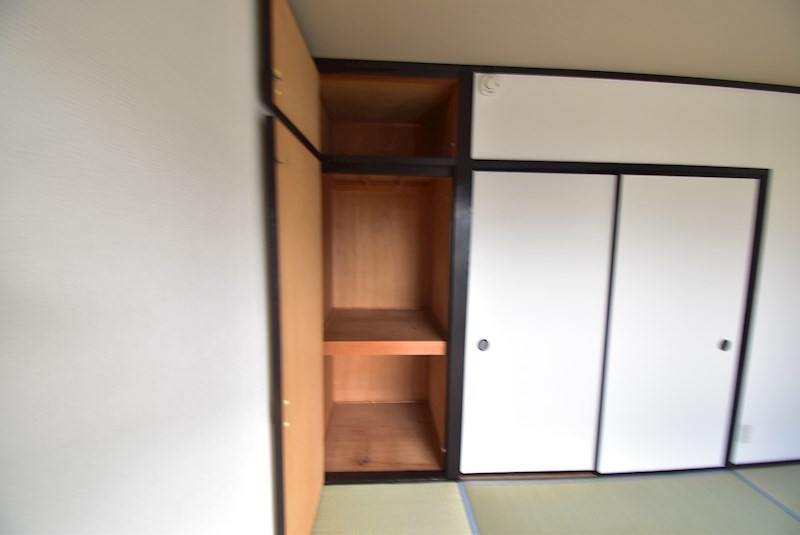 エレガンスシティー 収納