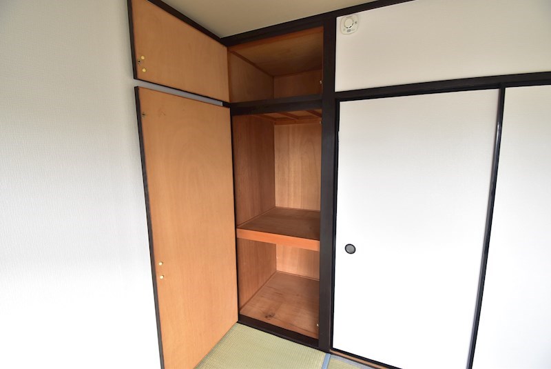 エレガンスシティー 収納