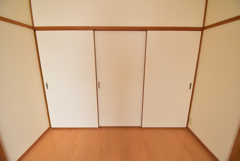 香里南之町戸建て 収納