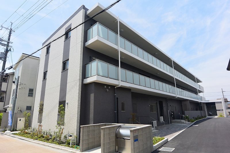 VERITA　COURT 外観
