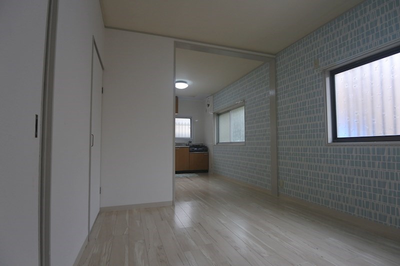 船橋本町戸建て リビング