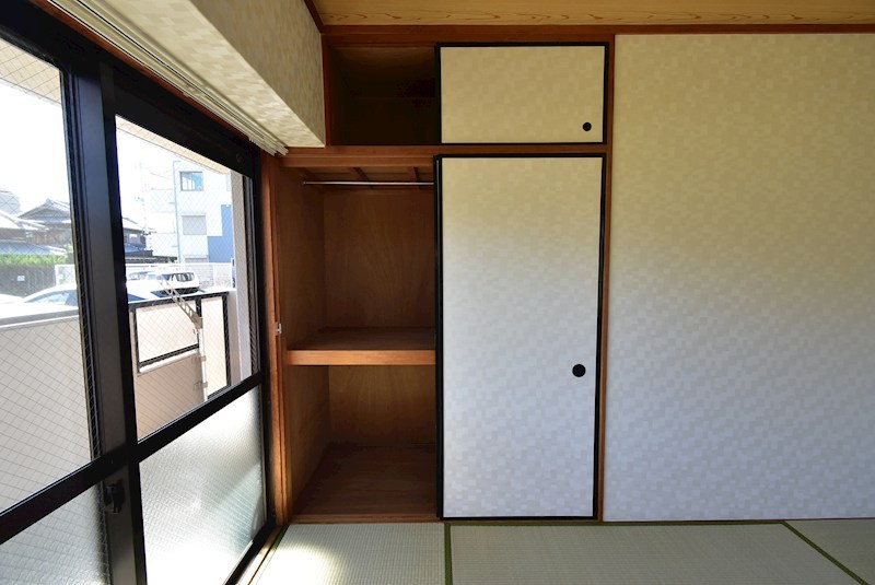 メゾンプレセア 収納