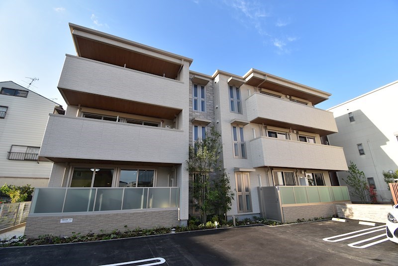 シャーメゾン小町 外観