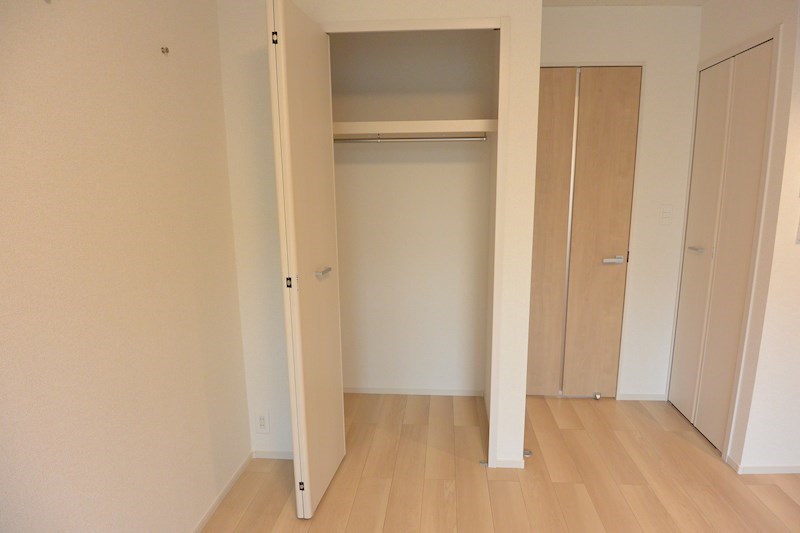 大阪府枚方市南中振２丁目 収納