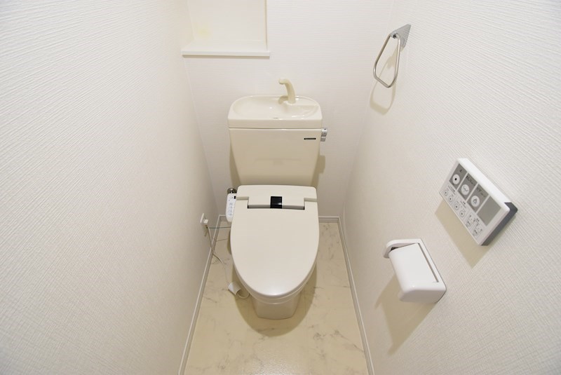 ノーヴァ寝屋川 トイレ