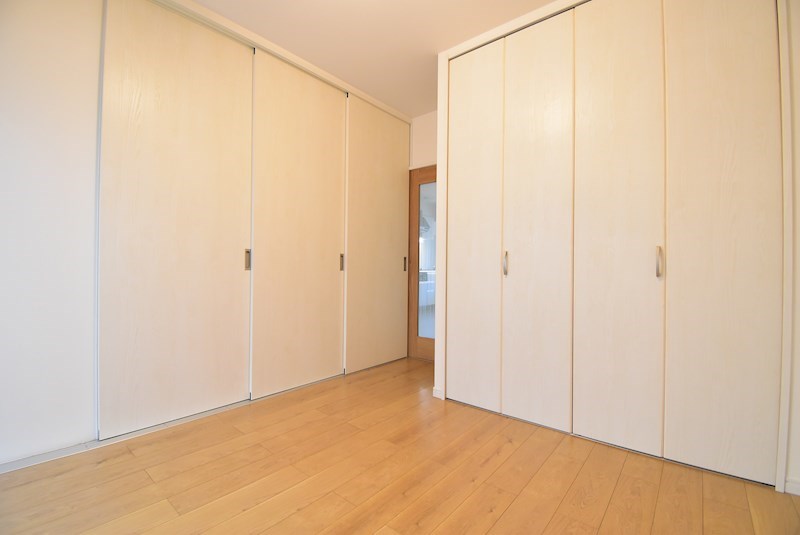 ノーヴァ寝屋川 ベッドルーム