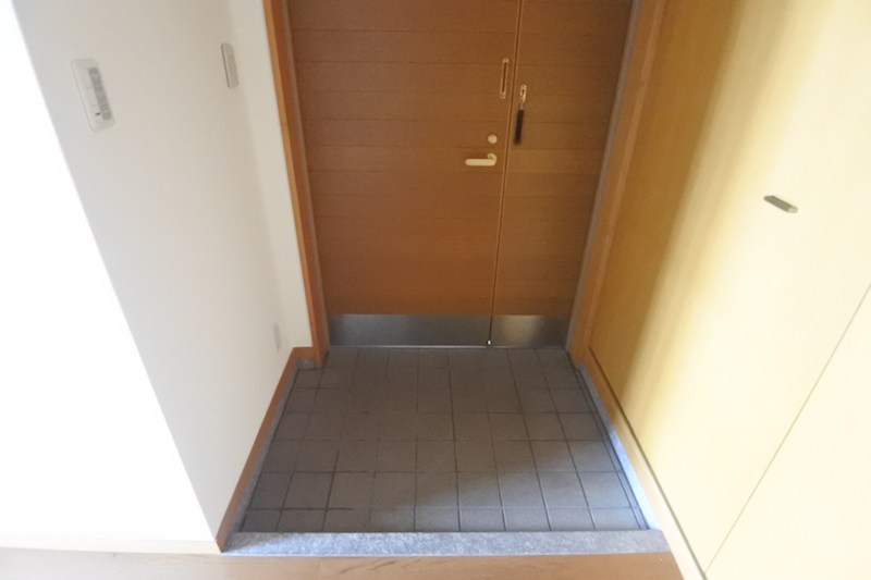 エトワールヴィル－R南楠葉 玄関