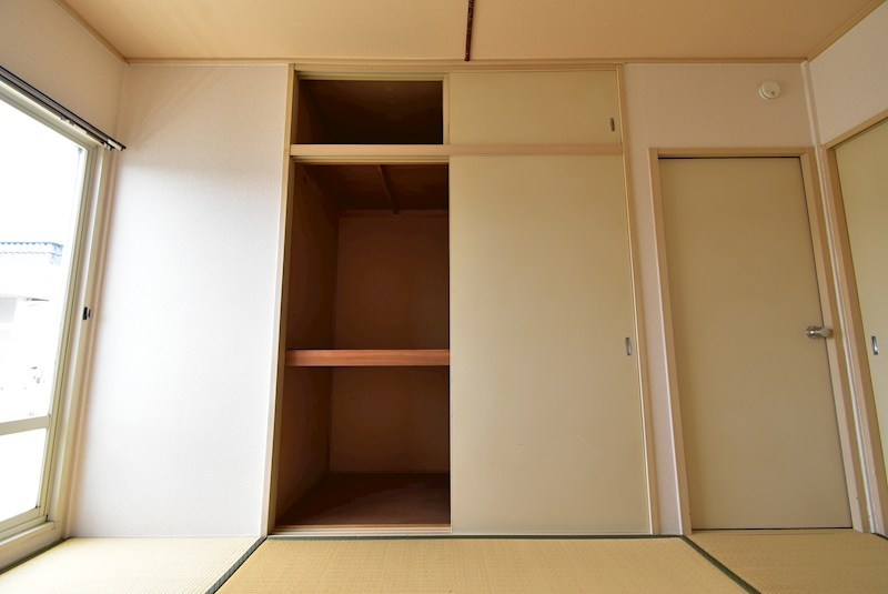 石橋ハイツB 収納