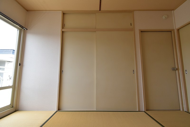 石橋ハイツB 収納
