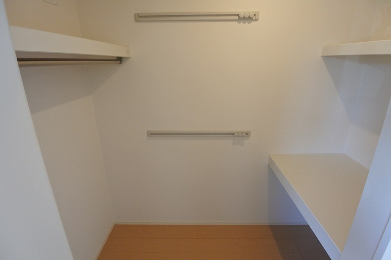 MAISON DE FLEUR楠葉ローズ 収納
