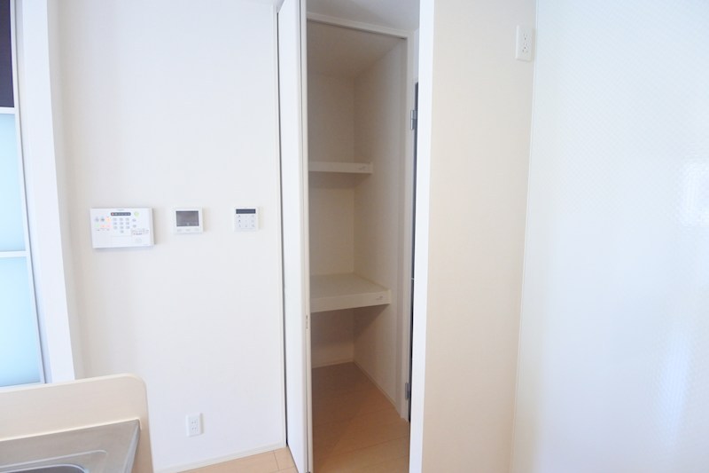 MAISON DE FLEUR楠葉ローズ 収納