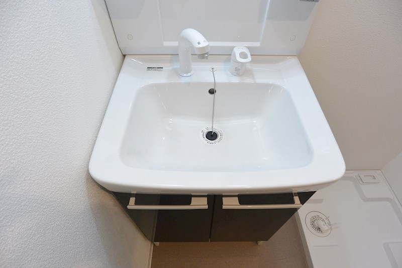 ジーメゾン渚元町クレサス 洗面所
