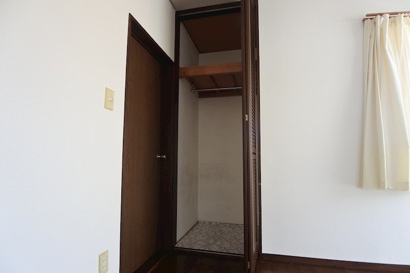 西船橋2丁目貸家 収納