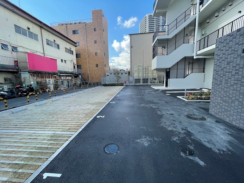 COLORE’　HIRAKATA 駐車場