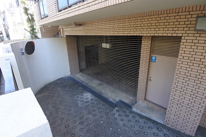 ＤKHマキノ 駐車場
