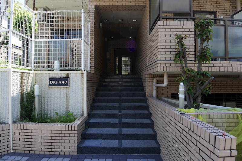 ＤKHマキノ エントランス