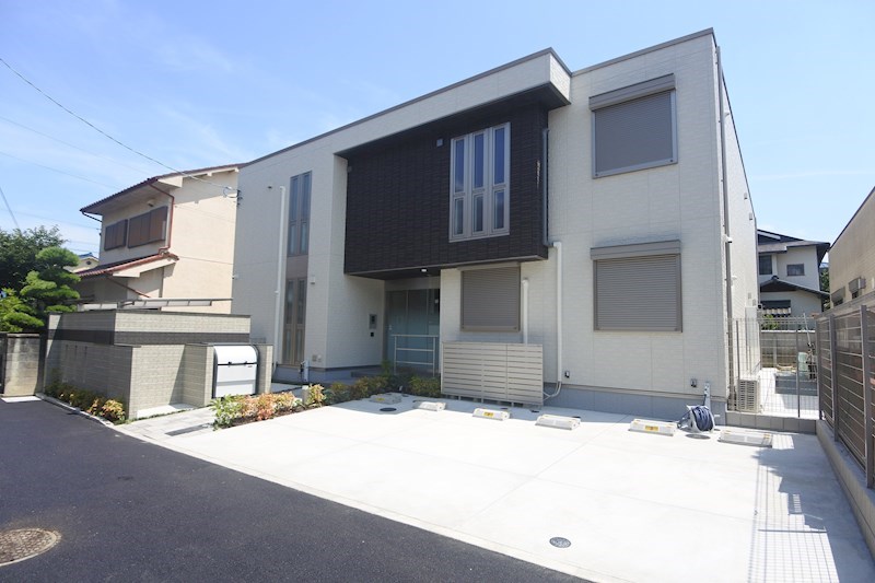 シャーメゾン　グランシャリオ 外観